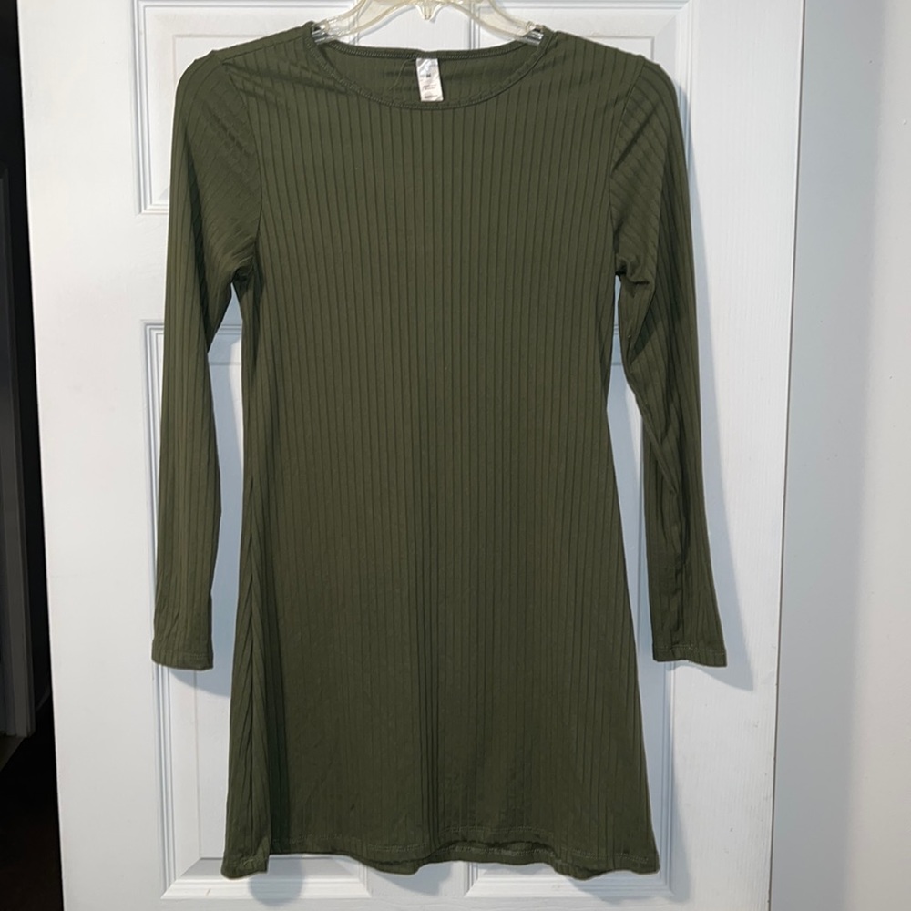 Ribbed Green Medium Long Sleeve Dress